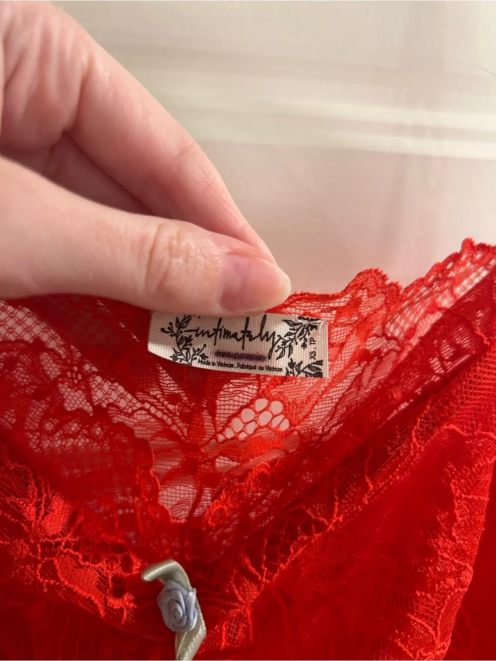 •Free People• red lace cami tank top
